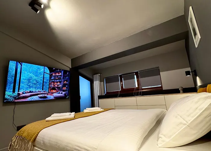 Cozy Flat And Parking In Floreasca, Perfect For Longer Bucharest
